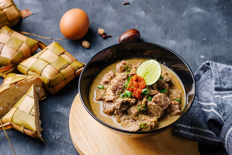 Coto Makassar: Kuliner Khas Makassar yang Menggugah Selera