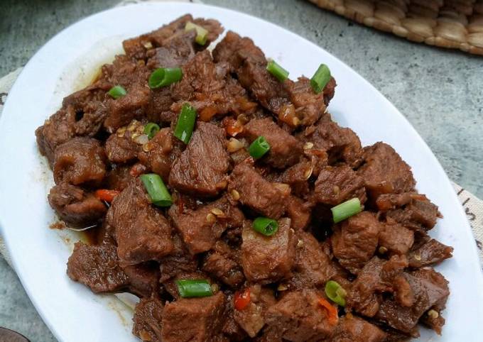 Daging Belacang Khas NTT: Nikmati Keunikan Kuliner Nusa Tenggara Timur