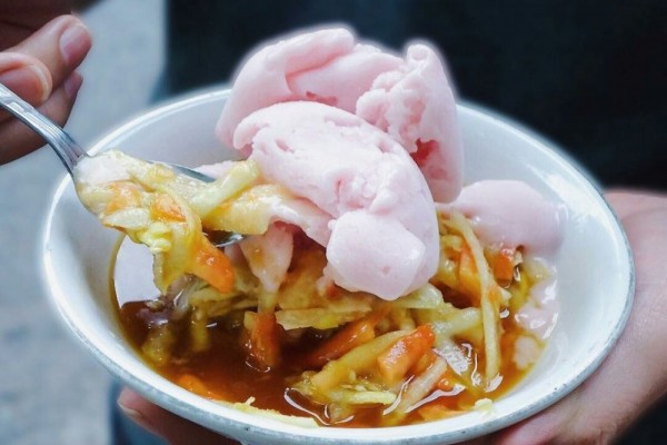 Rujak Es Krim: Sensasi Manis dan Segar Khas Yogyakarta