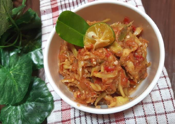 Sambal Kweni Khas Jambi: Pedasnya yang Menggoda Selera