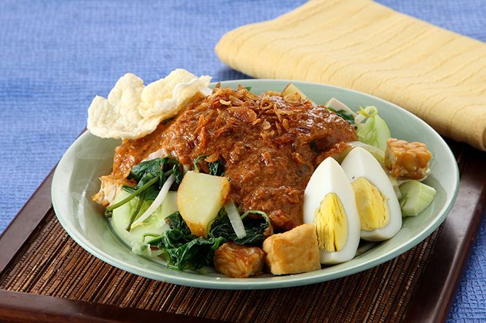 Gado-Gado Khas Betawi: Salad Tradisional dengan Cita Rasa Unik