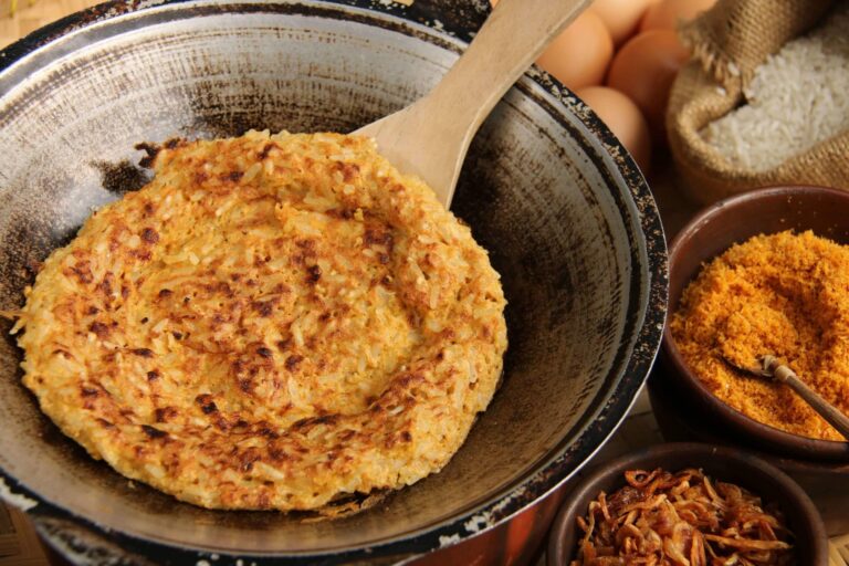 Kerak Telor Khas Betawi: Cita Rasa Tradisional yang Menggugah Selera