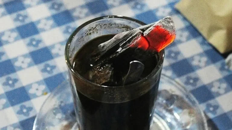 Kopi Joss: Sensasi Unik dari Yogyakarta